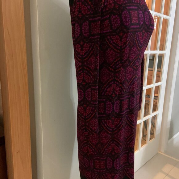 Maggy London Long Sleeve Abstract Circle Print Midi Sheath Dress - Picture 4 of 5